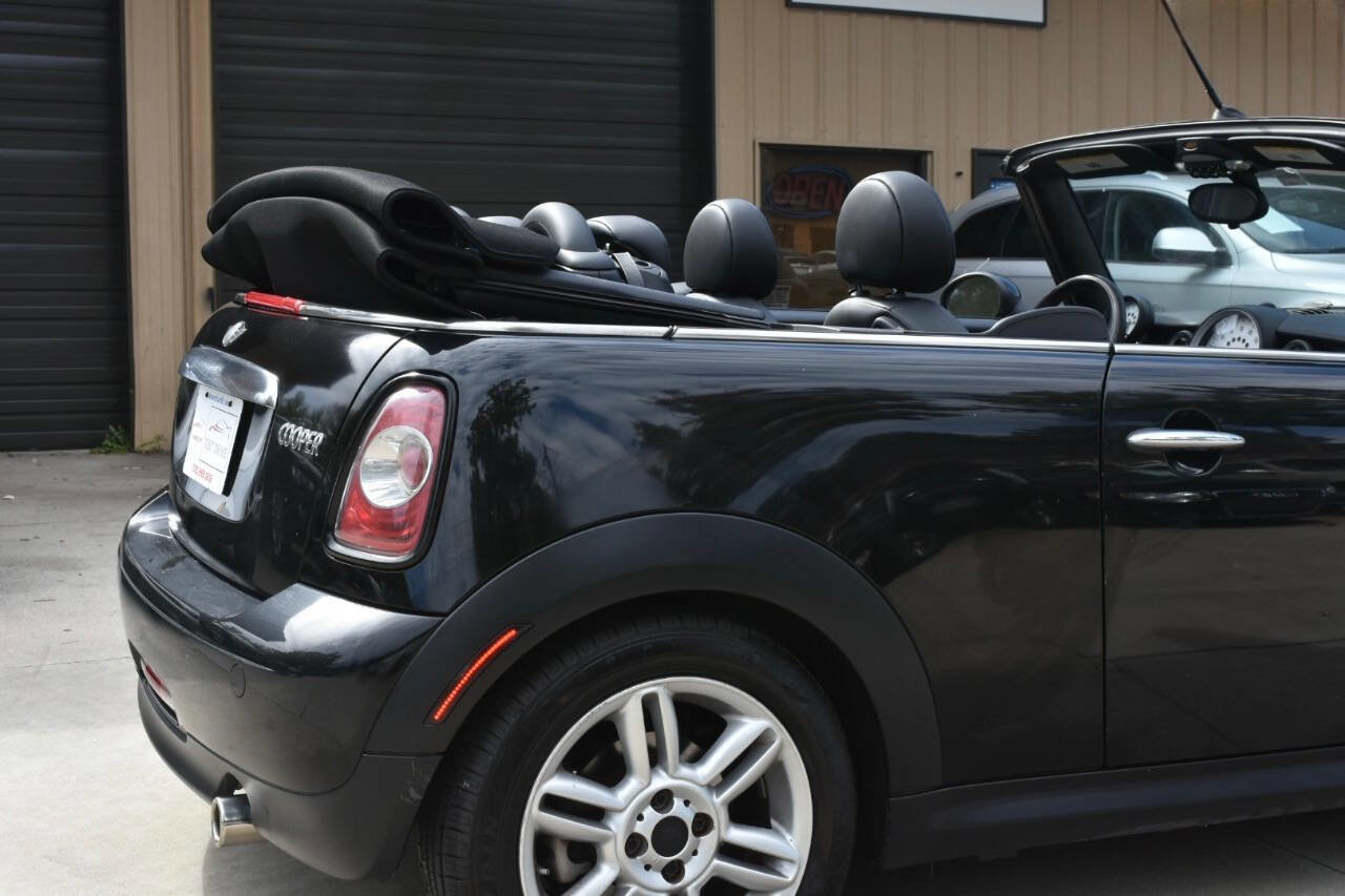 Used 2012 MINI Cooper Convertible image 12