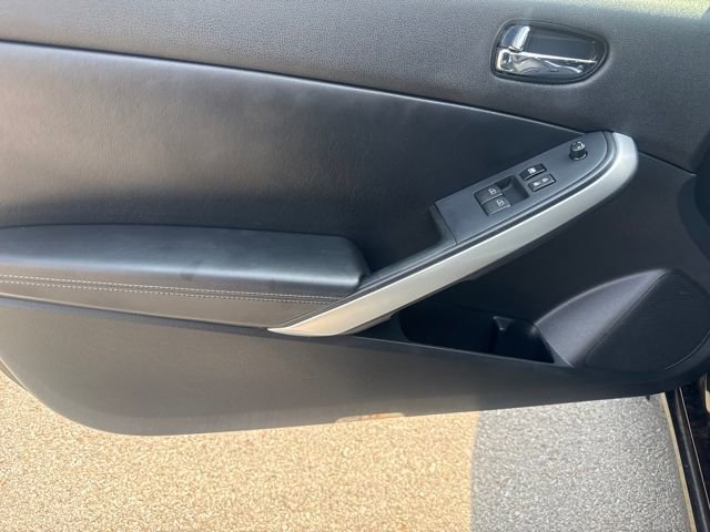 Used 2012 Nissan Altima 3.5 SR w/ 3.5SR Premium Pkg image 9