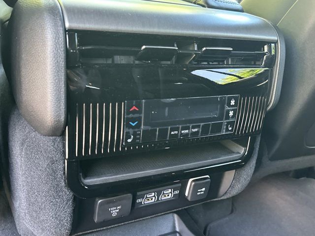 New 2026 Jeep Grand Wagoneer L Limited AWD/4WD image 24