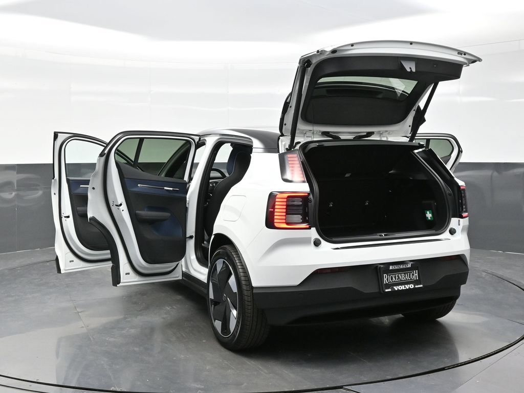 New 2026 Volvo EX30 Plus w/ Protection Package Premier AWD/4WD image 40