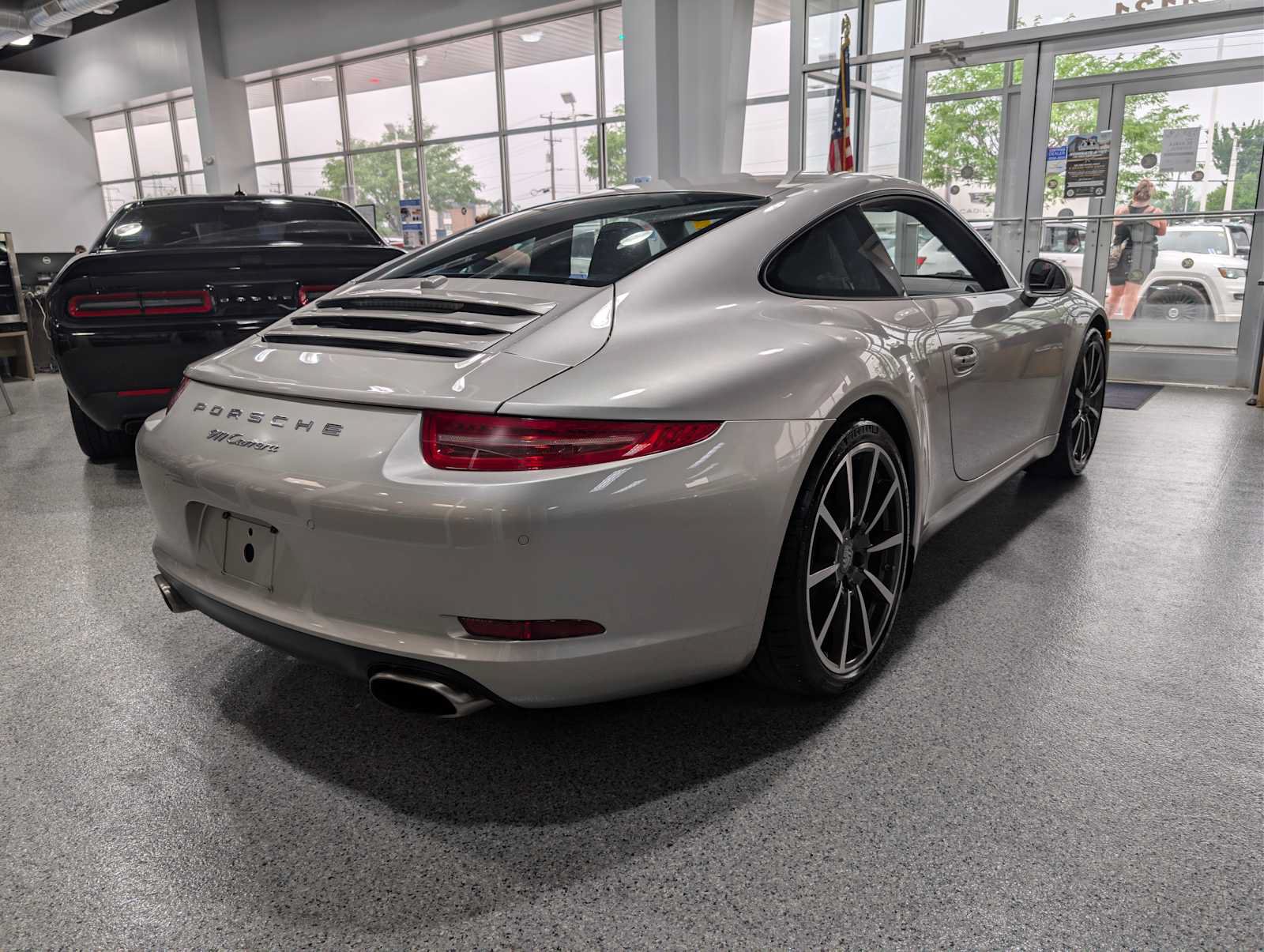 Used 2012 Porsche 911 Carrera RWD image 8