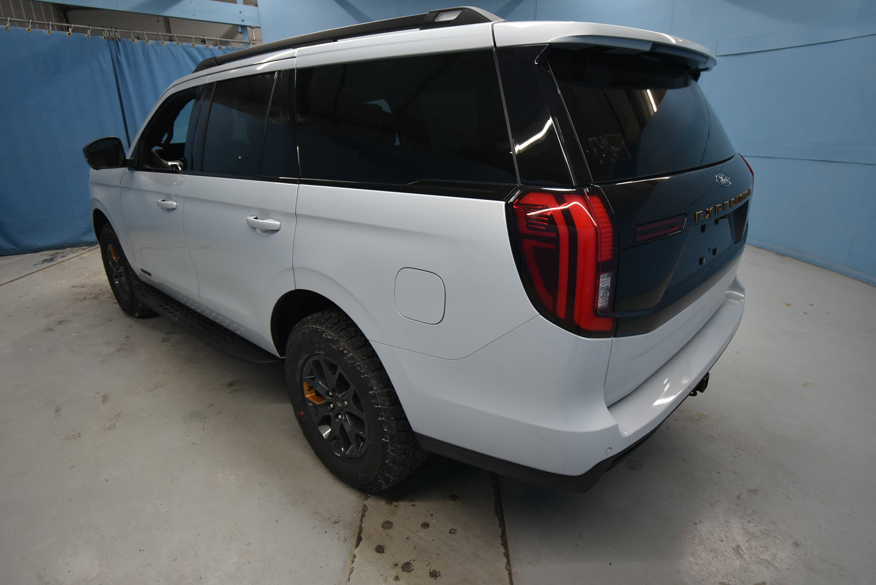 New 2026 Ford Expedition Tremor image 24