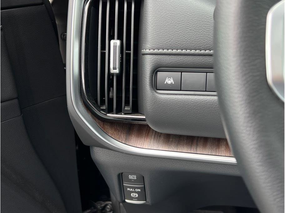 Used 2025 Nissan Armada Platinum AWD/4WD image 20