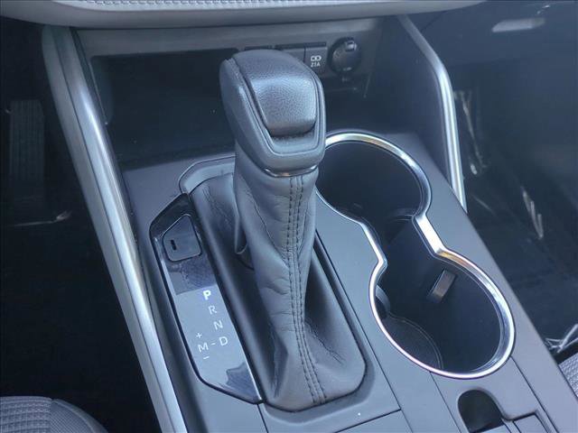 Used 2020 Toyota Highlander L image 12