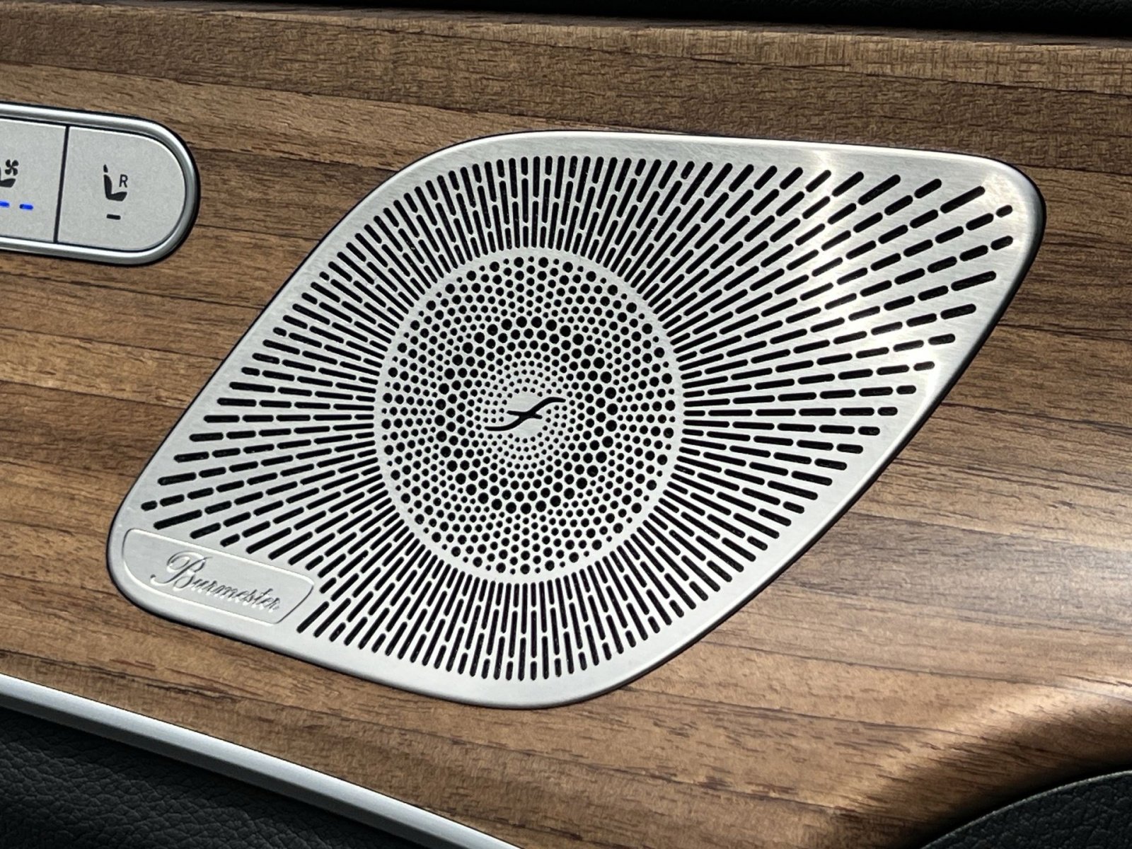 Used 2024 Mercedes-Benz GLS 450 4MATIC image 45