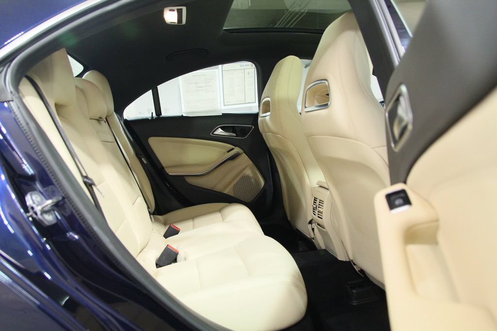Used 2018 Mercedes-Benz CLA 250 4MATIC image 23