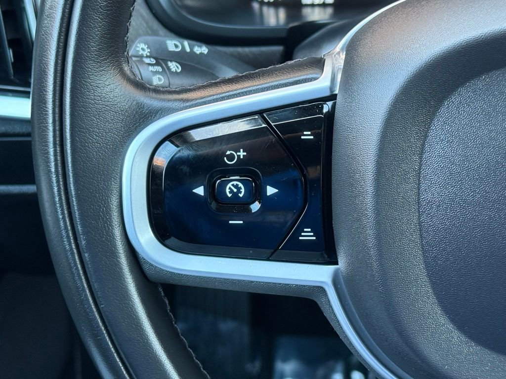 Used 2020 Volvo V90 T6 Cross Country w/ Protection Package Premier AWD/4WD image 32