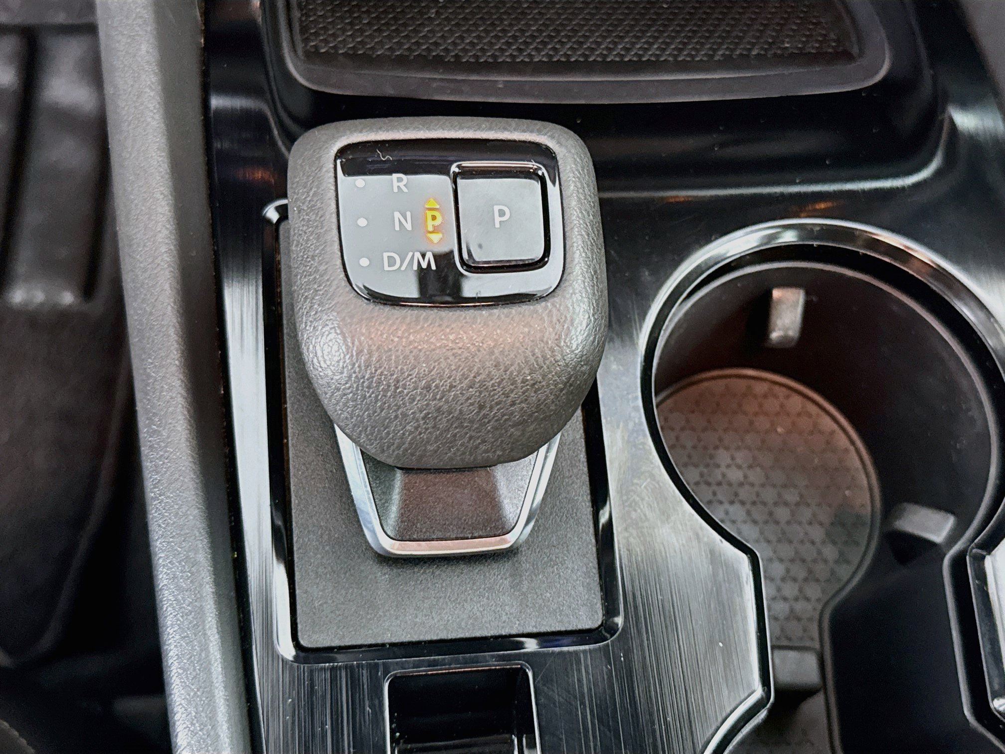 Used 2023 Nissan Rogue SV FWD image 18
