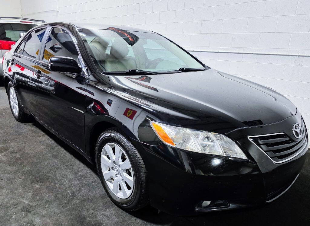 Used 2007 Toyota Camry XLE FWD image 2