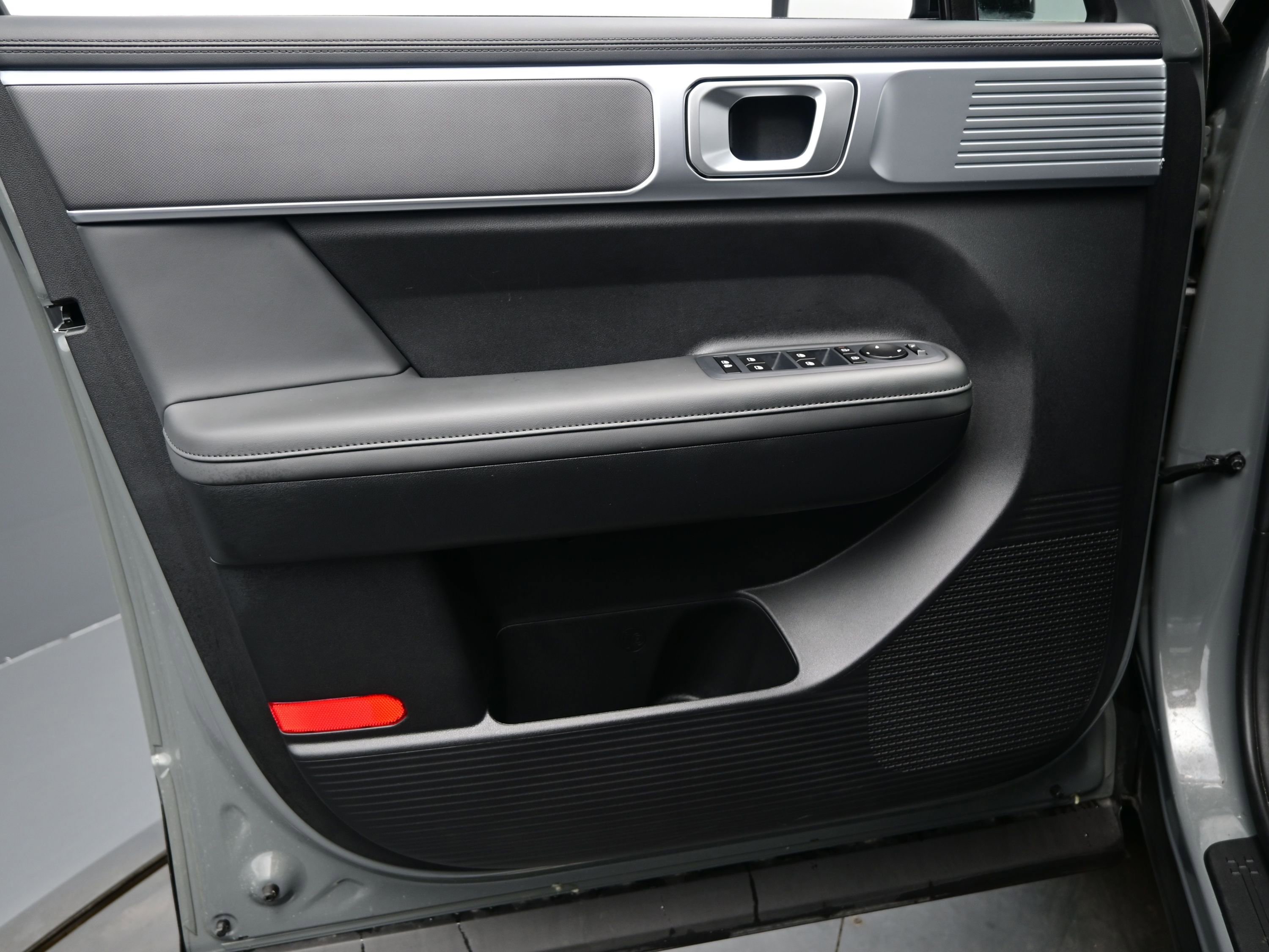 Certified 2026 Hyundai Santa Fe XRT image 9