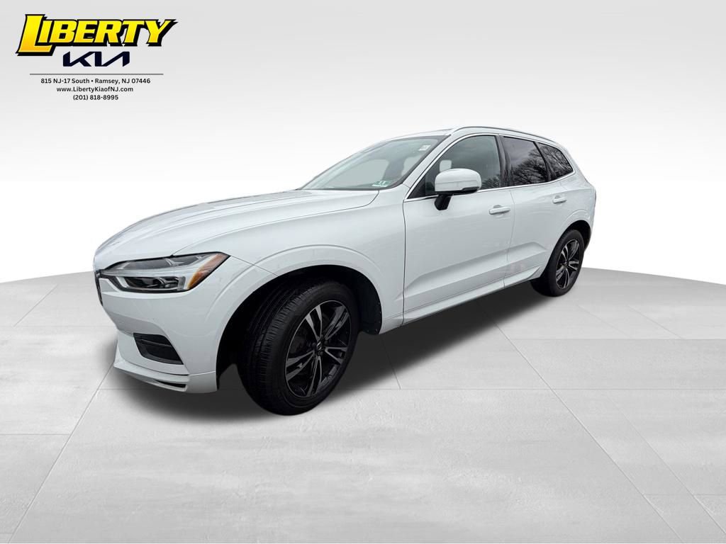 Used 2018 Volvo XC60 T6 Momentum image 3