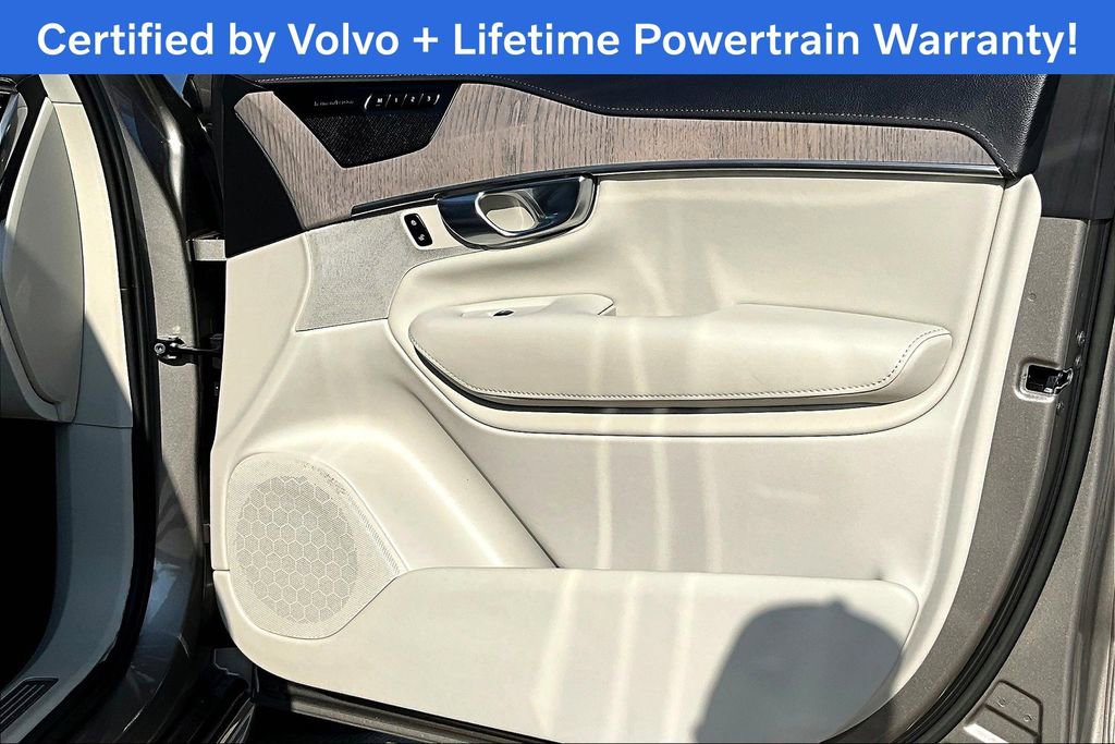 Used 2022 Volvo XC90 T6 Inscription w/ Advanced Package image 25