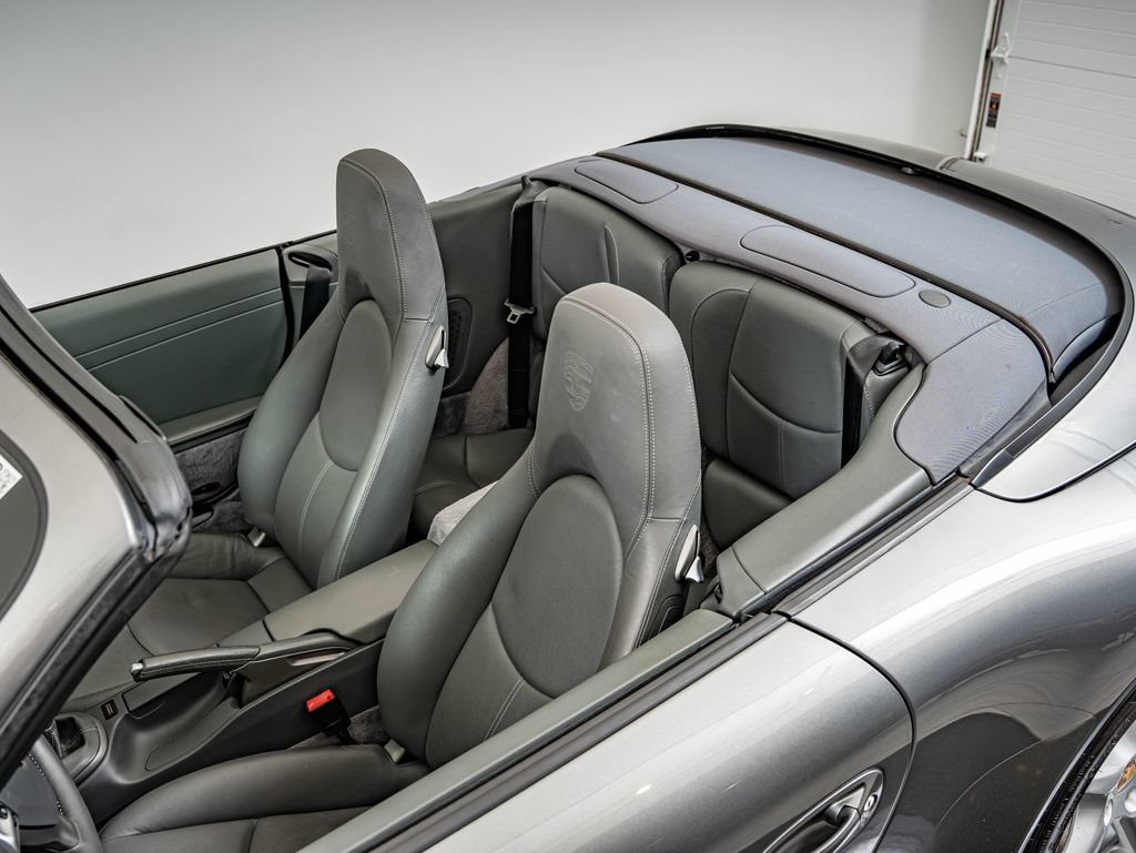 Used 2007 Porsche 911 Carrera RWD image 24