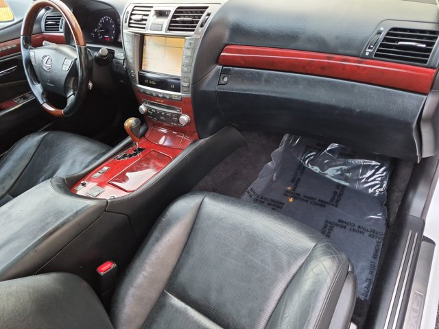 Used 2012 Lexus LS 460 w/ Luxury Value Edition RWD image 21