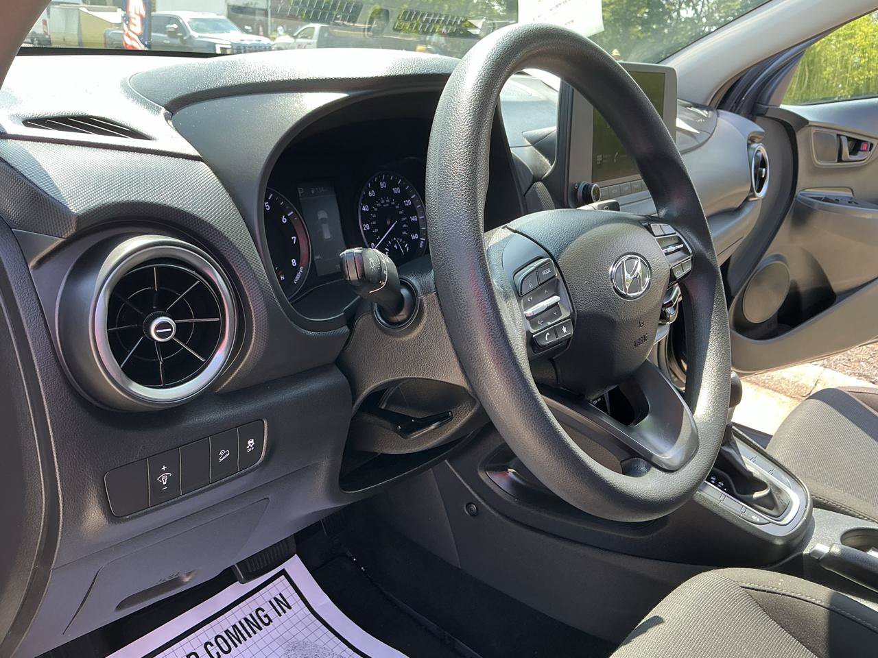 Used 2023 Hyundai Kona SEL FWD image 16