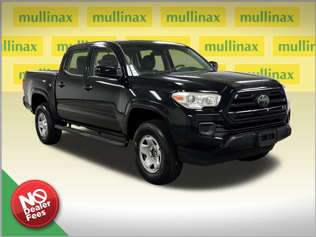 Used 2018 Toyota Tacoma SR image 1