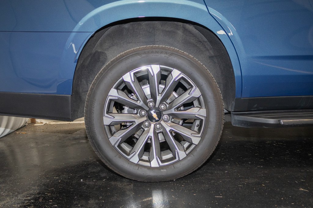 Used 2026 Chevrolet Tahoe High Country w/ Sun And Tow Package AWD/4WD image 7