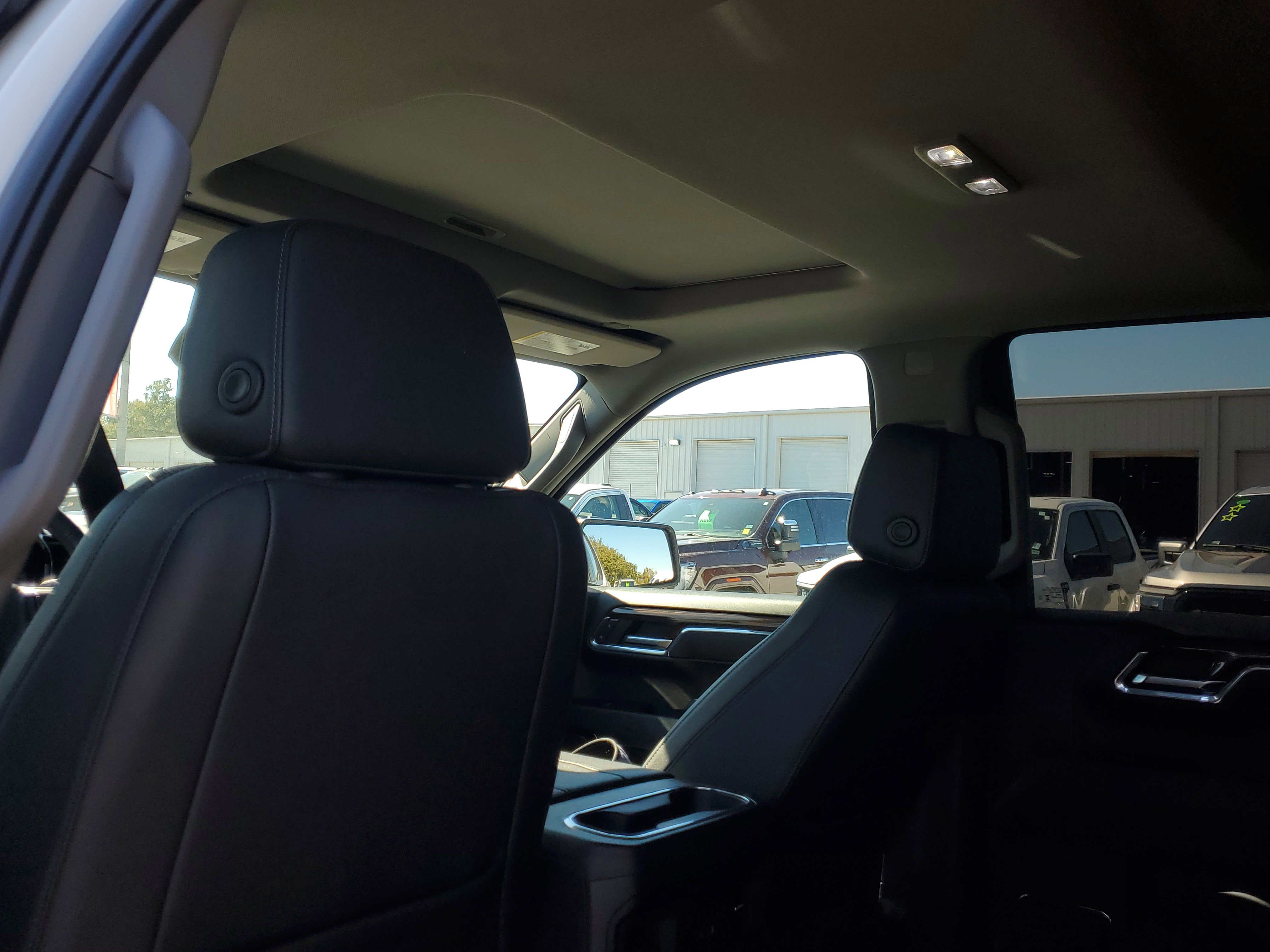 Used 2024 Chevrolet Silverado 1500 LT Trail Boss w/ Convenience Package II image 15