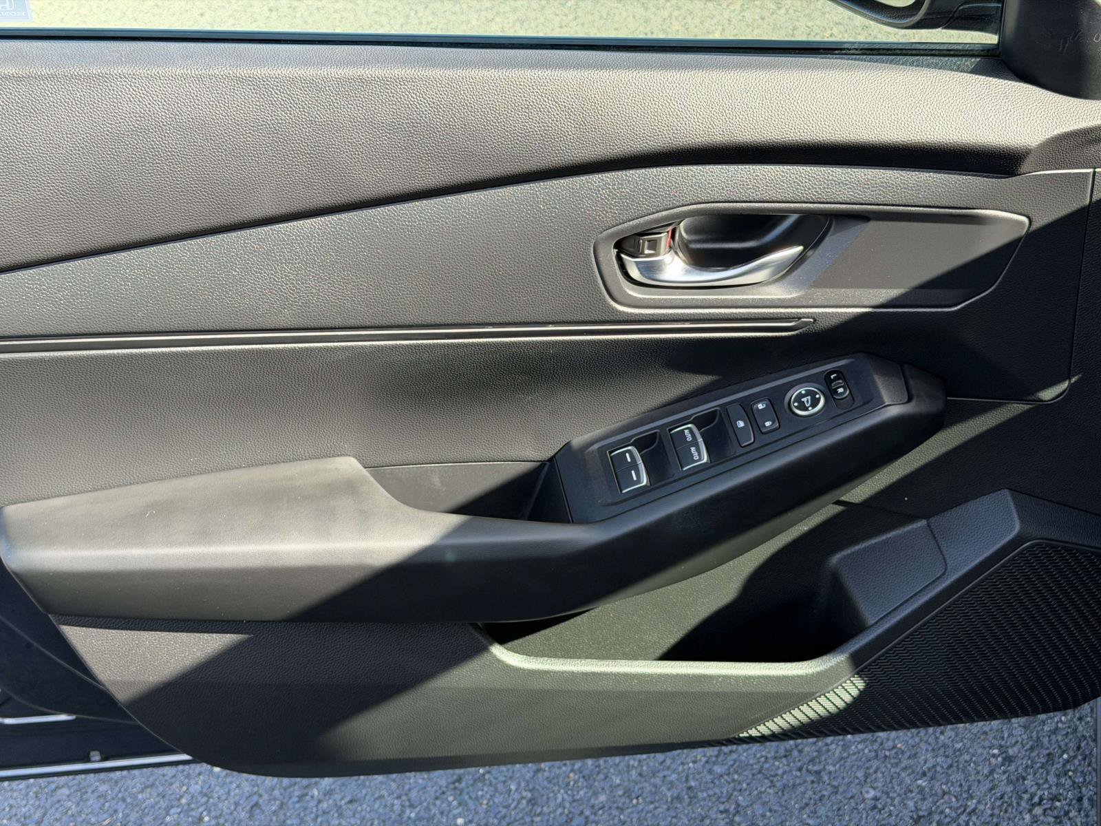 Certified 2024 Honda Accord LX image 6