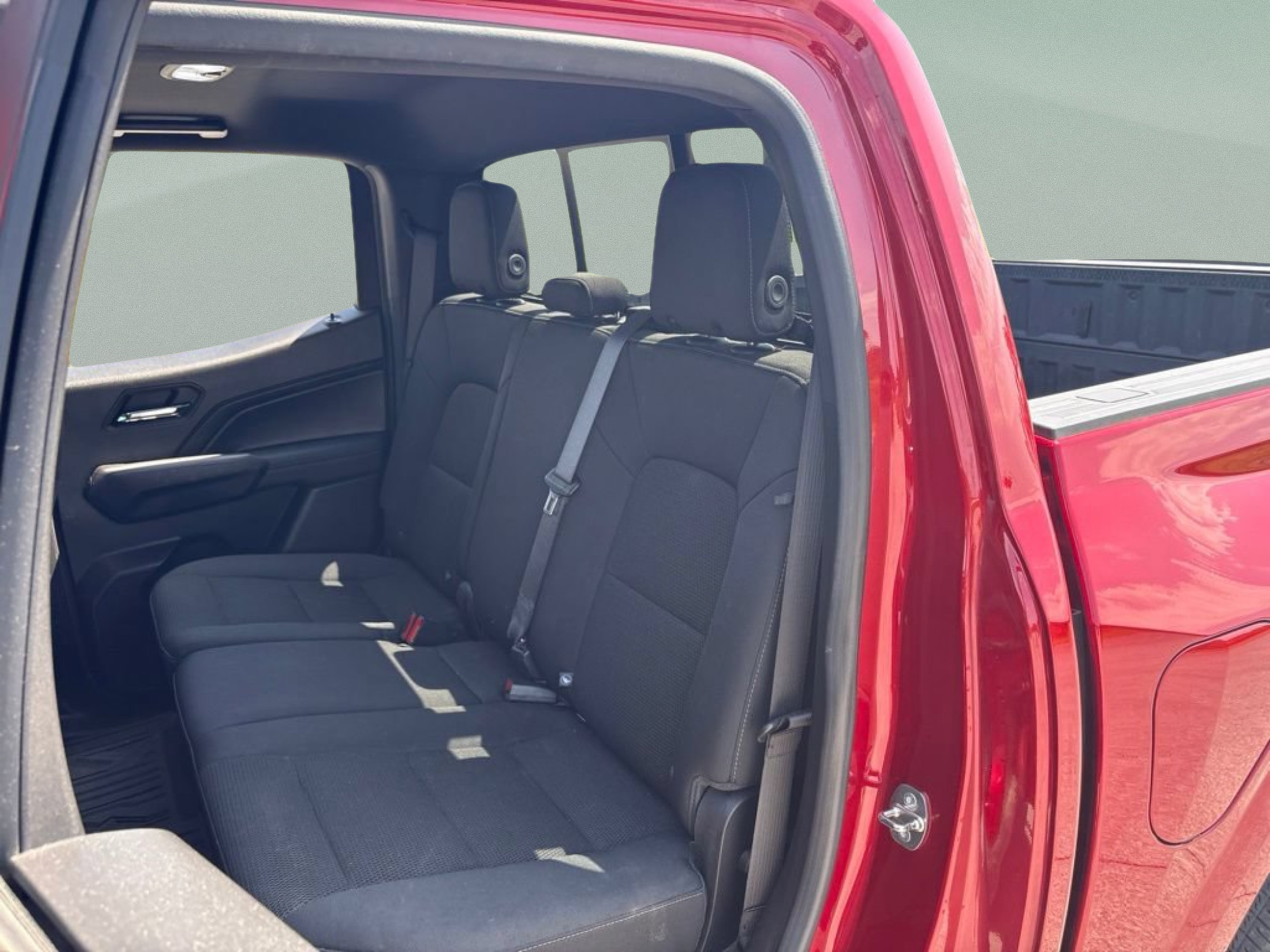 Used 2023 Chevrolet Colorado LT w/ LT Convenience Package II RWD image 23