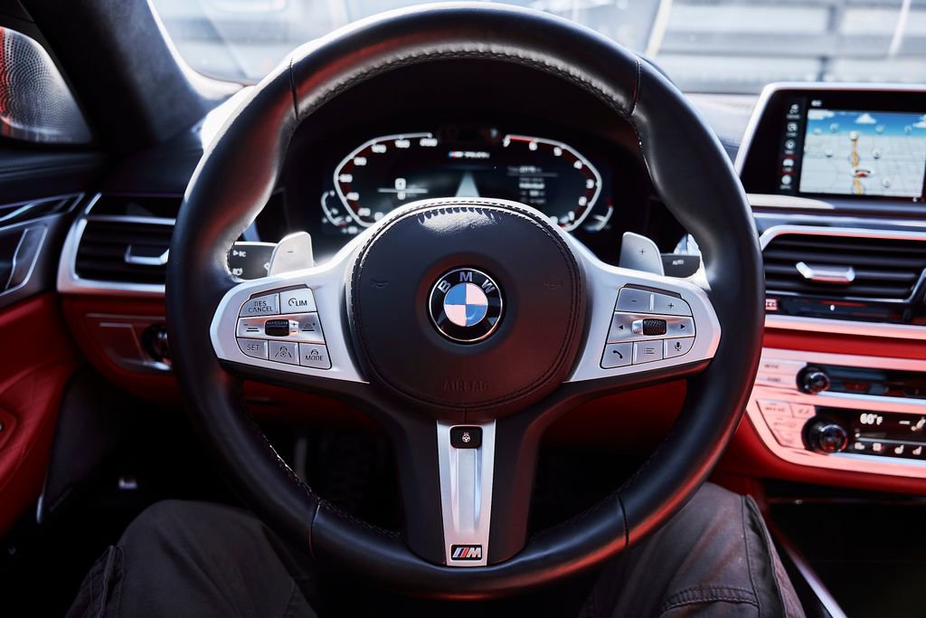 Used 2022 BMW M760i xDrive w/ Luxury Rear Seating Package image 63