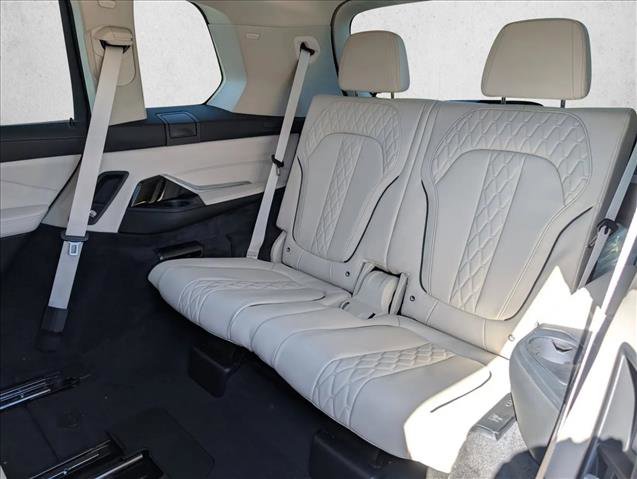 New 2027 BMW X7 xDrive40i AWD/4WD image 18