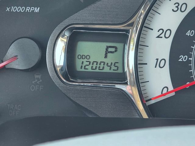 Used 2014 Toyota Sienna SE FWD image 30