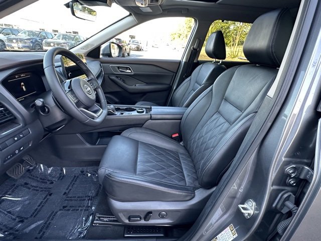 Used 2023 Nissan Rogue Platinum w/ Platinum Premium Package image 23