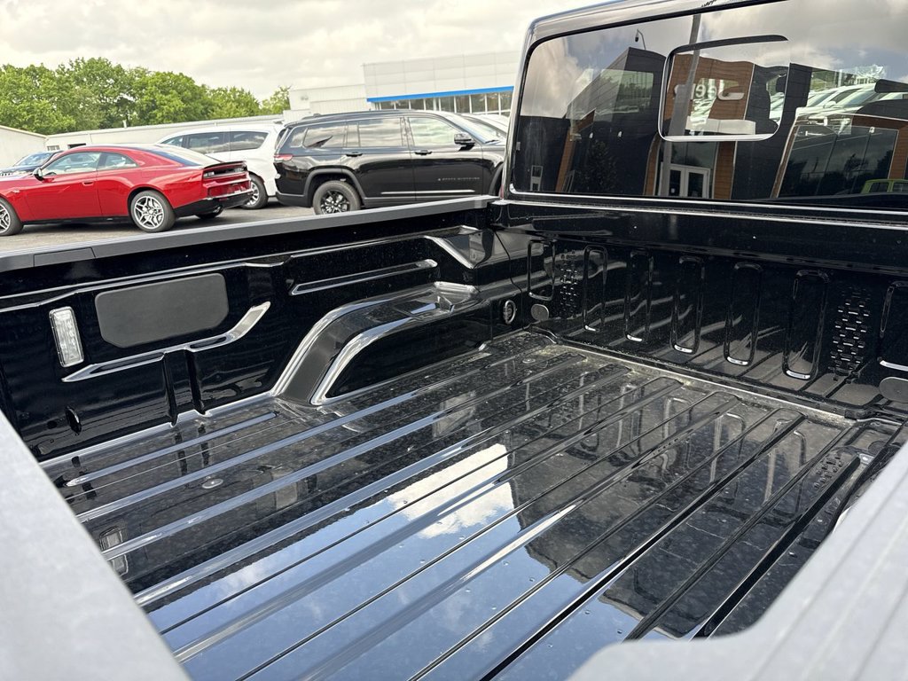 New 2026 Jeep Gladiator Sport AWD/4WD image 17