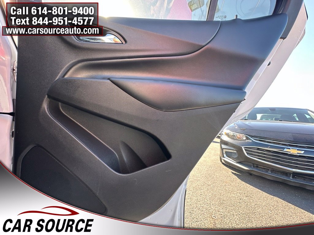 Used 2022 Chevrolet Equinox LT w/ Driver Convenience Package AWD/4WD image 28