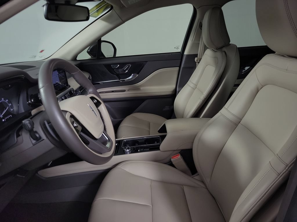 Certified 2021 Lincoln Corsair FWD w/ Convenience Package image 15