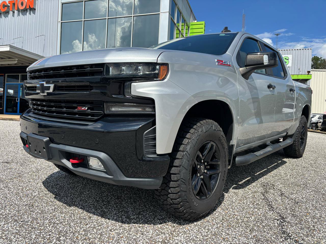 Used 2020 Chevrolet Silverado 1500 LT Trail Boss AWD/4WD image 9