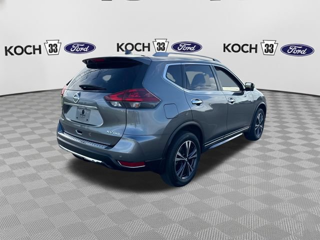 Used 2019 Nissan Rogue SV w/ Premium Package AWD/4WD image 8