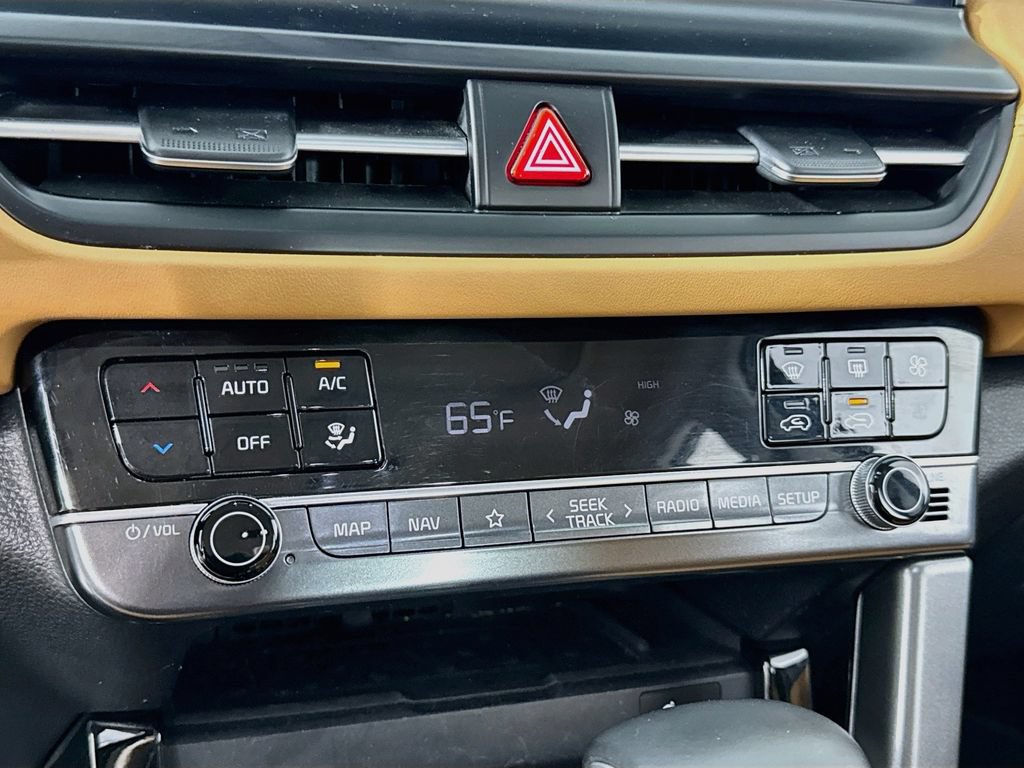 Used 2024 Kia Seltos EX AWD/4WD image 28