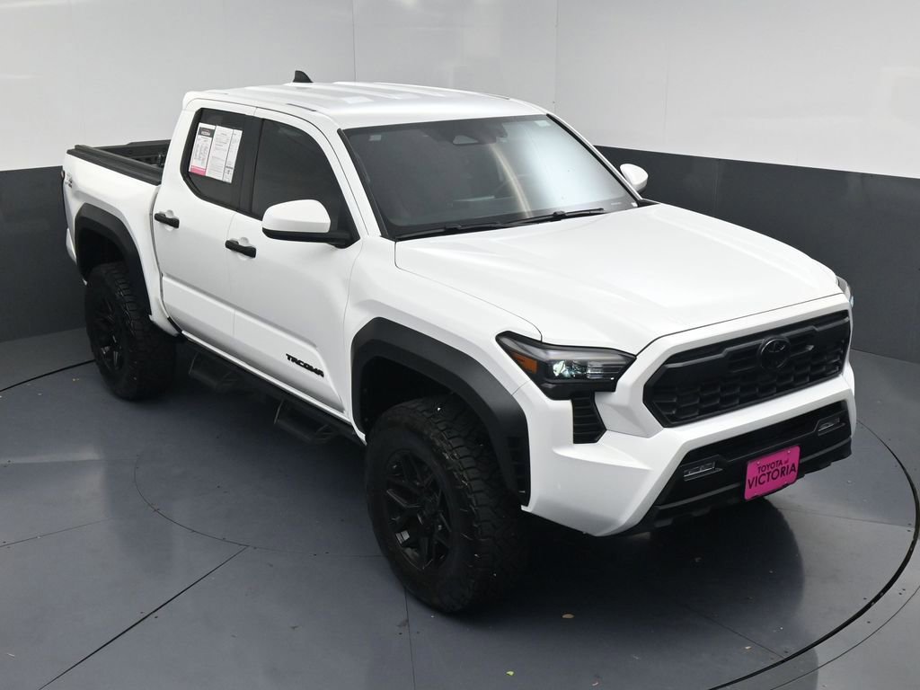 Used 2024 Toyota Tacoma TRD Off-Road AWD/4WD image 13