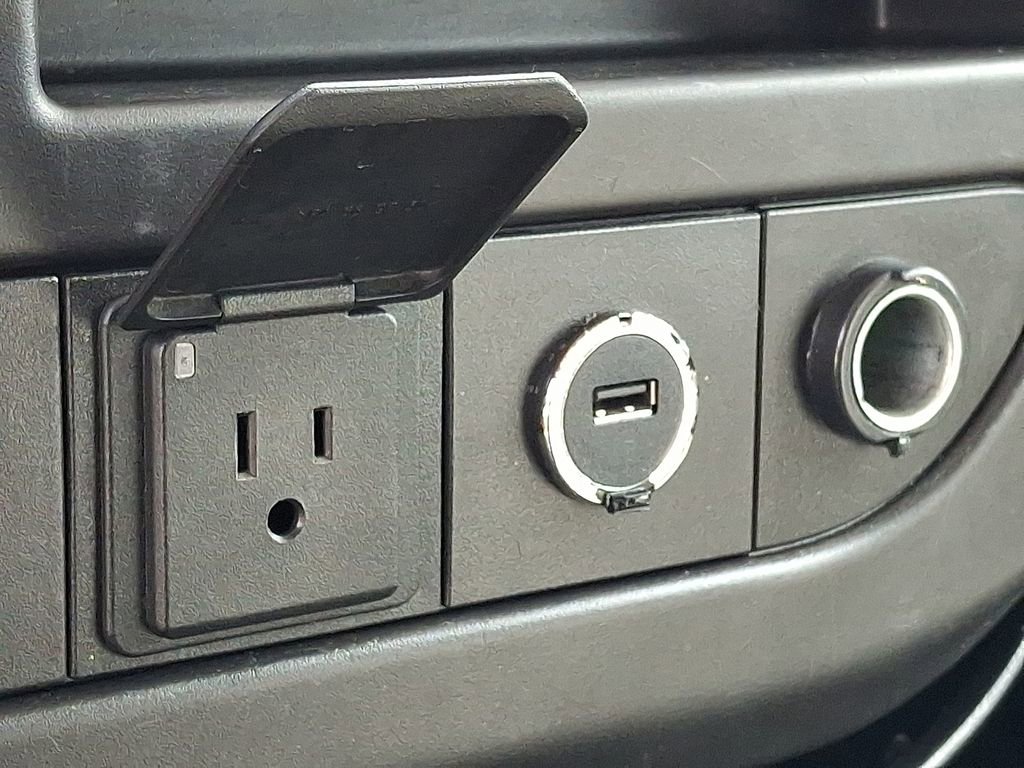 Used 2020 Chevrolet Express 3500 LS RWD image 24