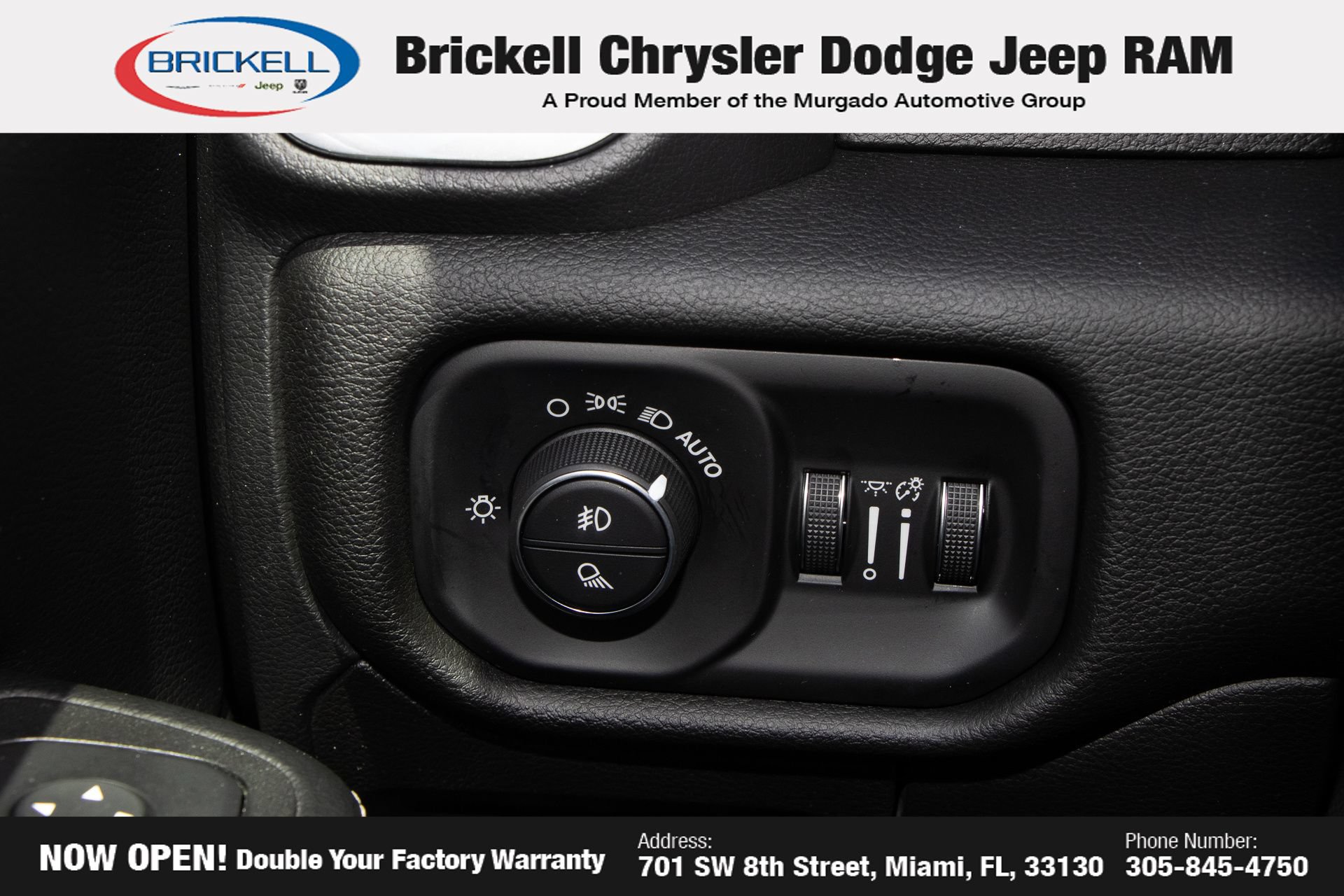 Used 2025 RAM 1500 Laramie AWD/4WD image 28