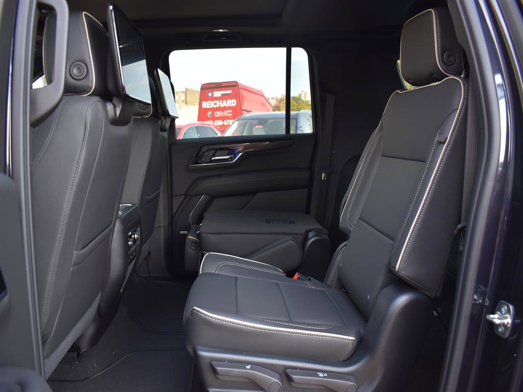 New 2026 GMC Yukon XL Elevation w/ Elevation Premium Package image 16