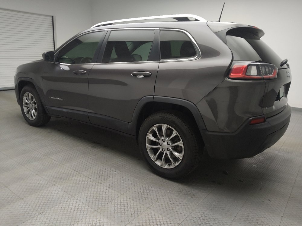 Used 2019 Jeep Cherokee Latitude Plus w/ Cold Weather Group image 3
