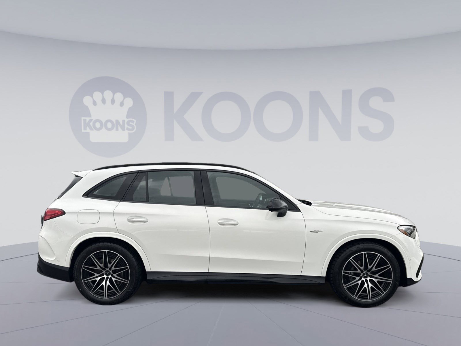 Used 2025 Mercedes-Benz GLC 43 AMG 4MATIC image 8