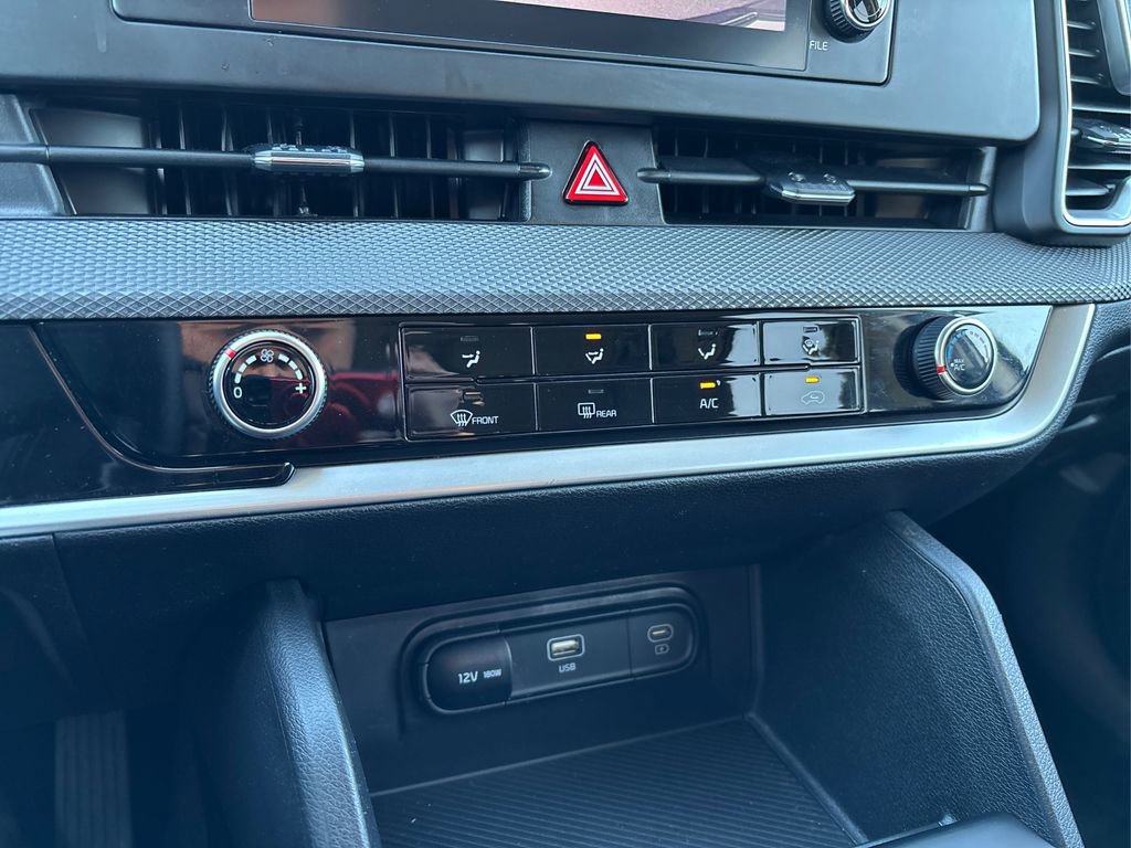 Used 2023 Kia Sportage LX image 29