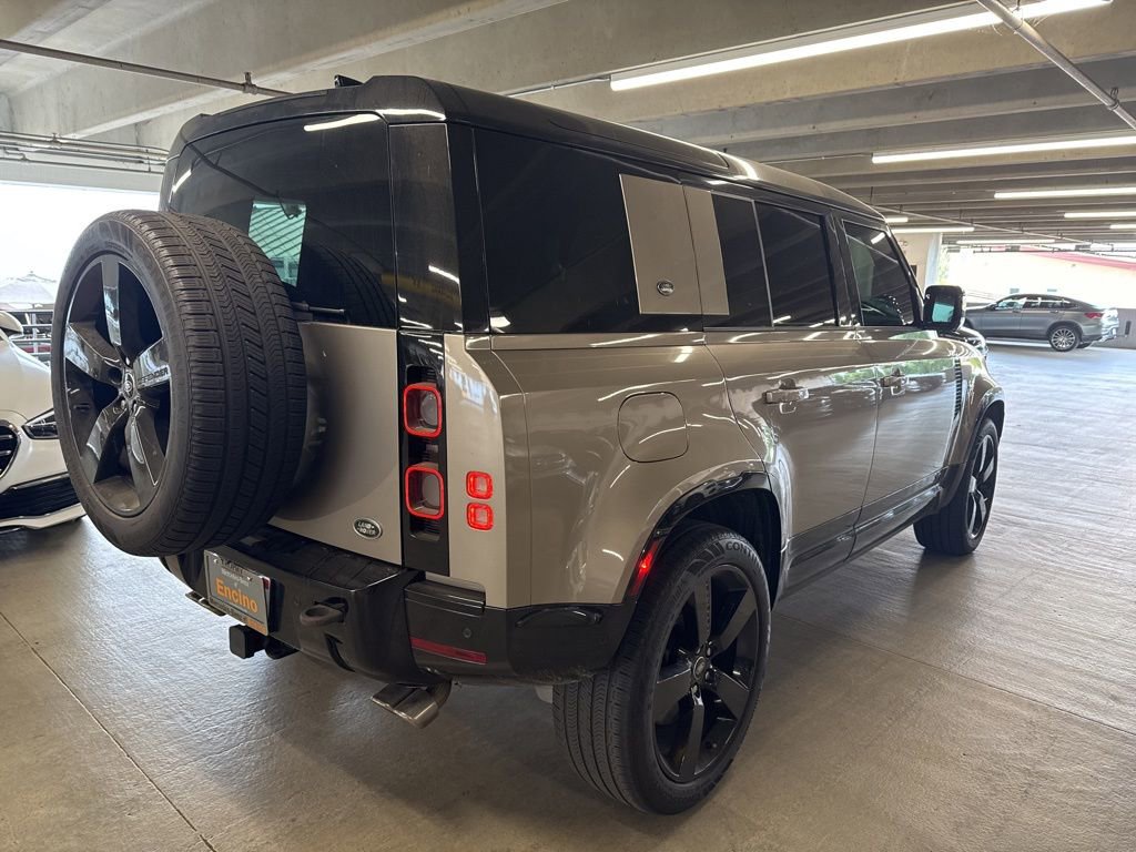 Used 2023 Land Rover Defender 110 V8 image 5