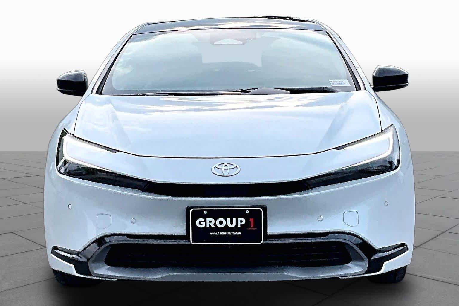 Used 2023 Toyota Prius Limited w/ Limited Premium Package AWD/4WD image 4