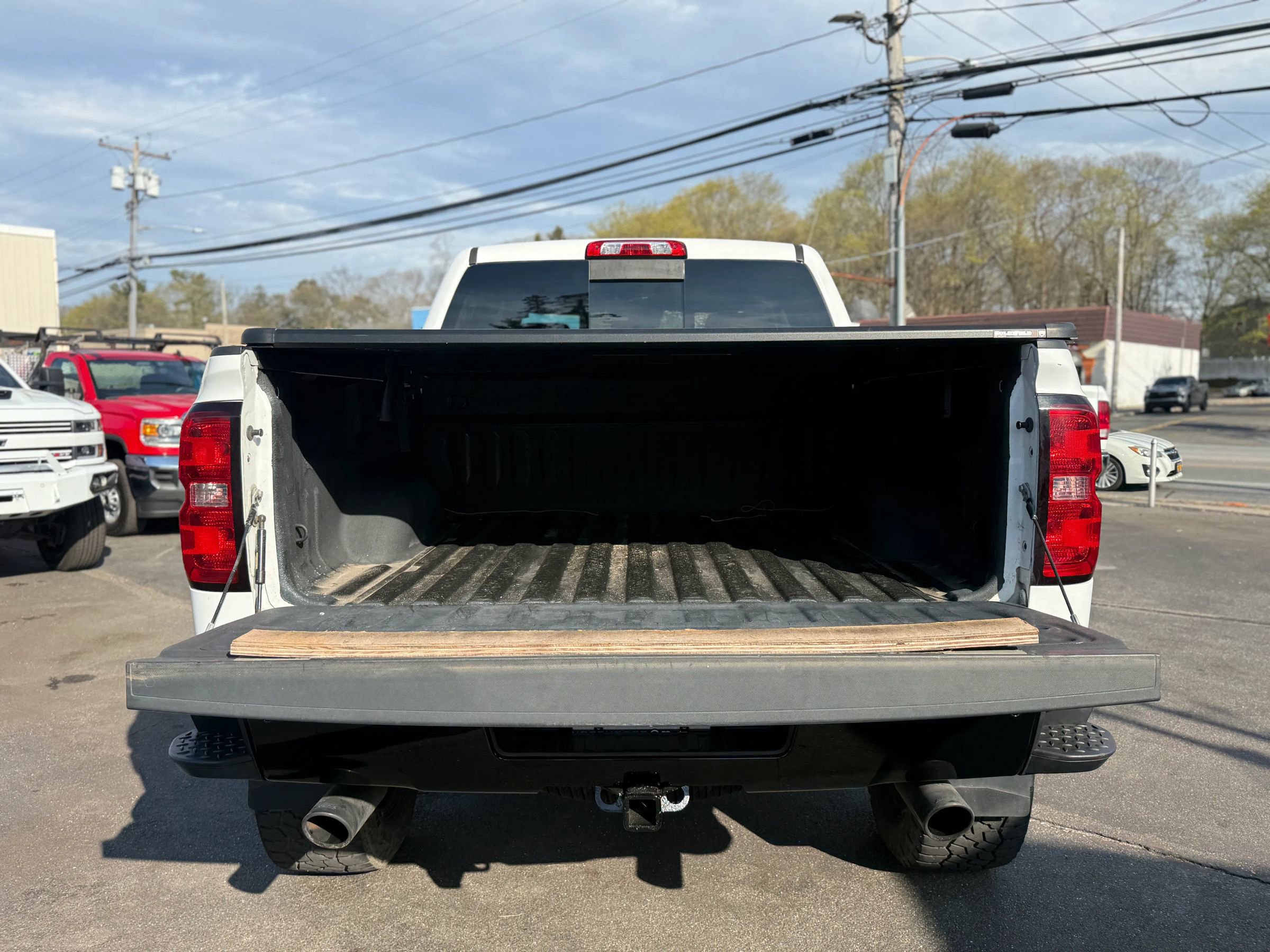 Used 2015 Chevrolet Silverado 1500 LTZ w/ LTZ Plus Package image 24