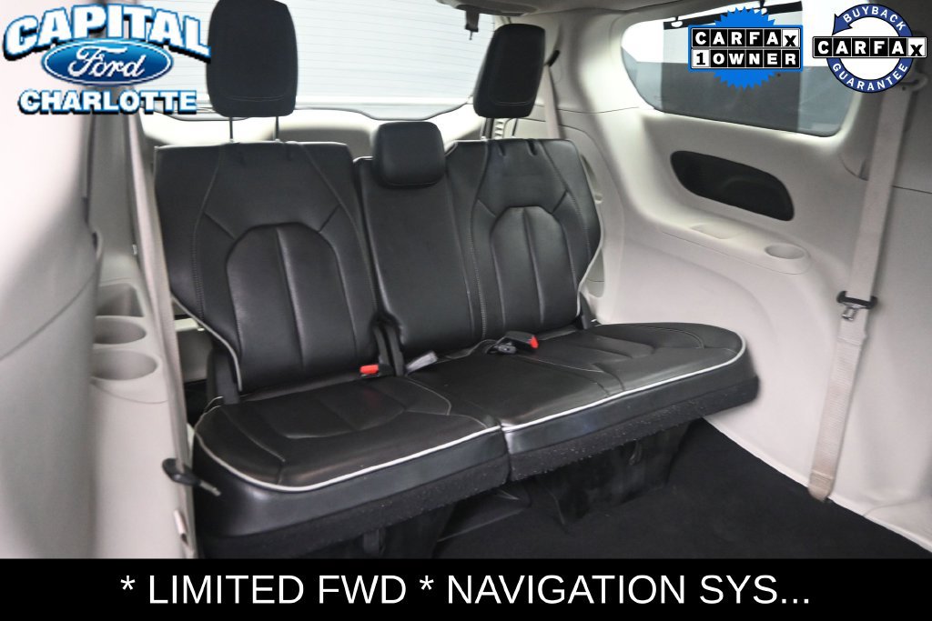 Used 2024 Chrysler Pacifica Limited FWD image 13