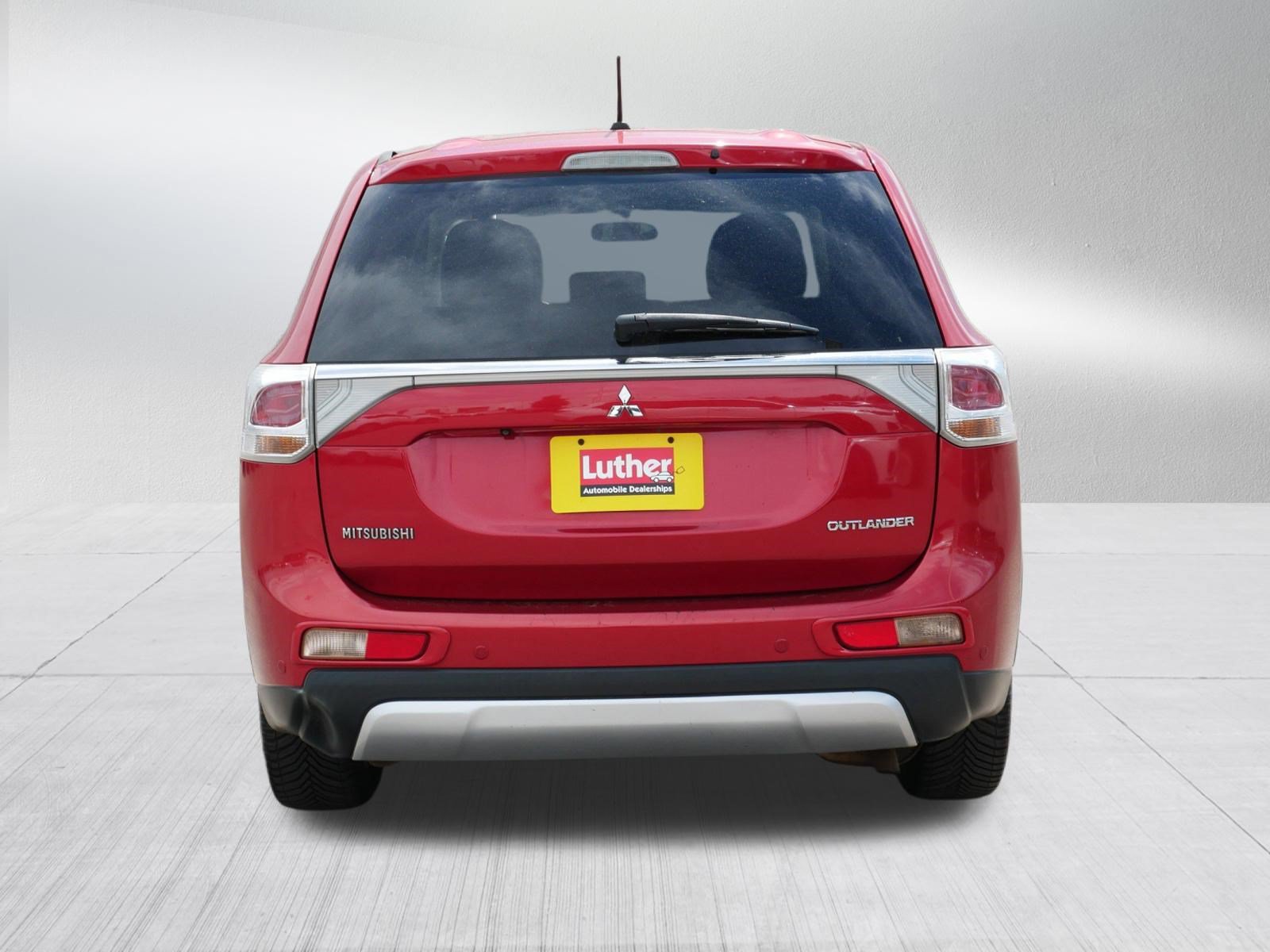 Used 2015 Mitsubishi Outlander SE FWD image 6