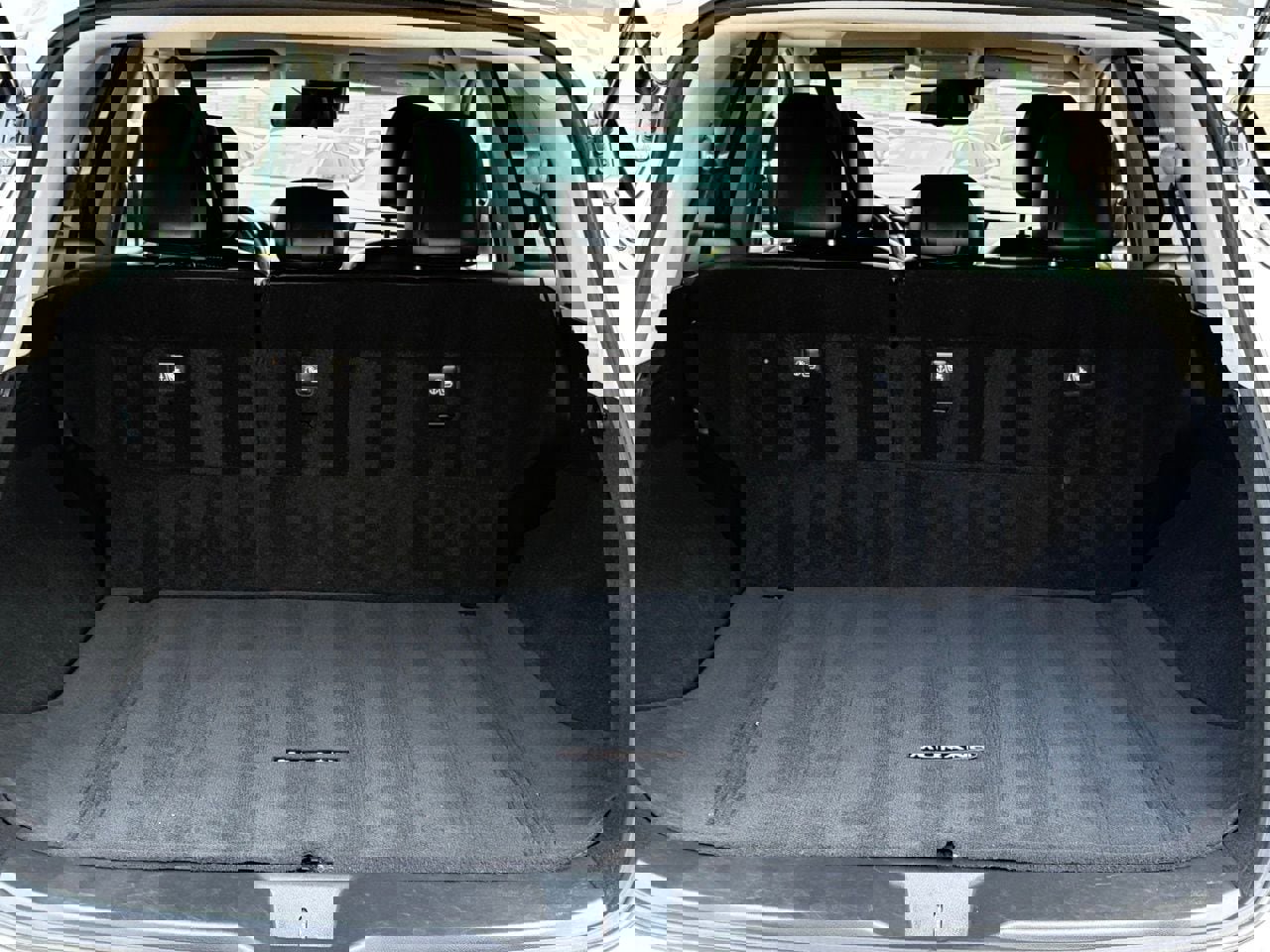 Used 2023 Nissan Murano SV image 42