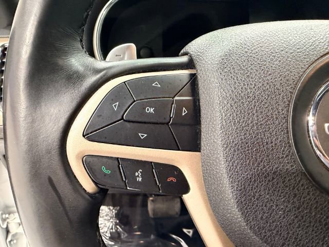 Used 2017 Jeep Grand Cherokee Laredo AWD/4WD image 25