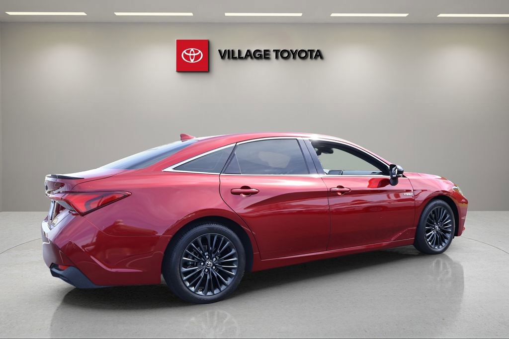 Certified 2019 Toyota Avalon XSE image 5