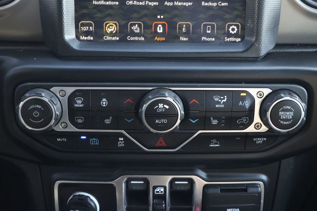 Used 2023 Jeep Wrangler Unlimited w/ Cold Weather Group image 17